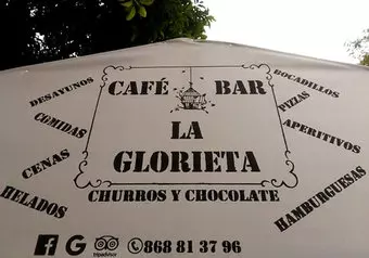 Desayuno en Cafetería La Glorieta