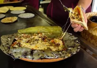 Comida en el Mercado de Gastronomía de Bernal_galeria_5104