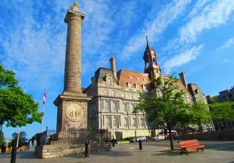 Esculturas, Historia y Más: Un Recorrido Único por la Plaza Jacques-Cartier_galeria_8109