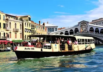 Barco Aeropuerto Venecia
