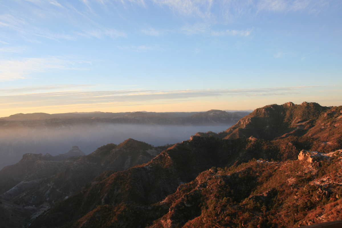 3 Días Primera Superior Chepe Express Turista (Domingo, Miércoles y Viernes): Chihuahua - Creel - Barrancas del Cobre - Los Mochis