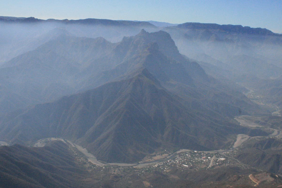 9 days Chepe Express Tourist Train Tour (Wednesday and Friday): Los Mochis - Bahuichivo - Copper Canyon - Creel - Chihuahua