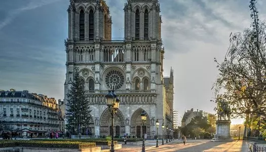 Día 1: Paris, Francia