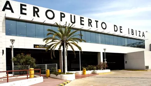 Día 1: Ibiza, España