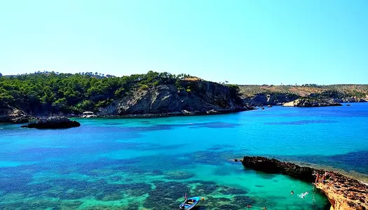 Día 4: Ibiza, España