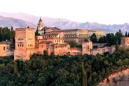 Día 2: Granada, España