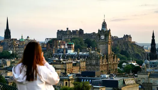 Día 1: Edimburgo, Reino Unido