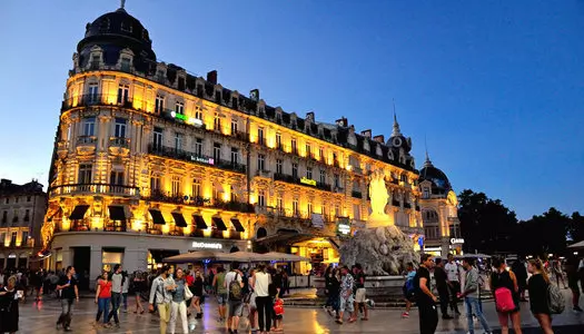 Día 1: Paris, Francia