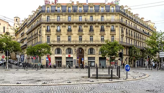 Día 9: Avignon, Francia - Marsella, Francia