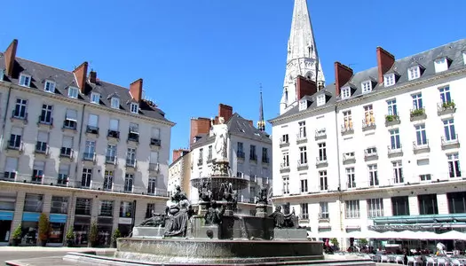 Día 12: Toulouse, Francia - Nantes, Francia