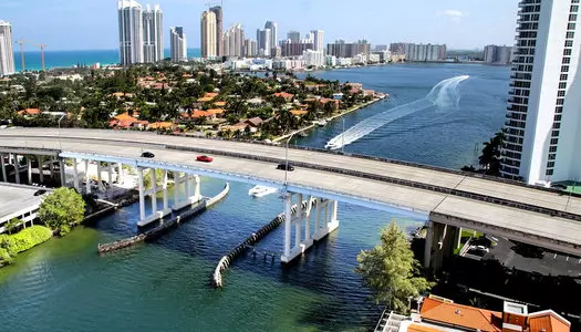 Día 1: Miami Area - FL, Estados Unidos