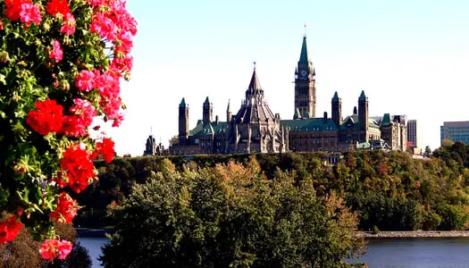 Día 3: Montreal, Canadá - Ottawa, Canadá