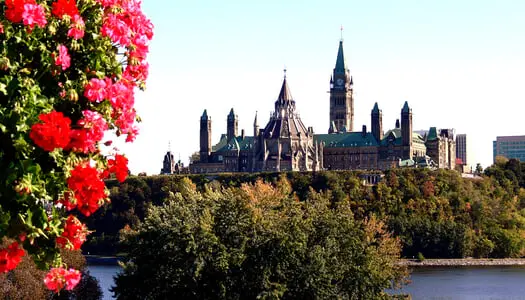 Día 5: Ottawa, Canadá - Toronto, Canadá