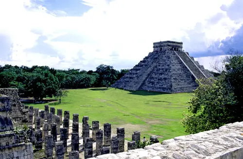 Chichen Itza maravilla del mundo moderno con Izamal