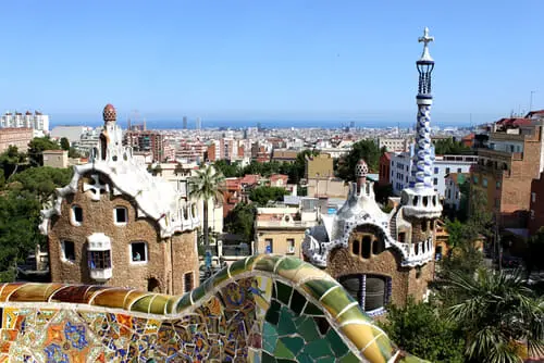 (Miércoles) Barcelona – Zaragoza - Madrid.