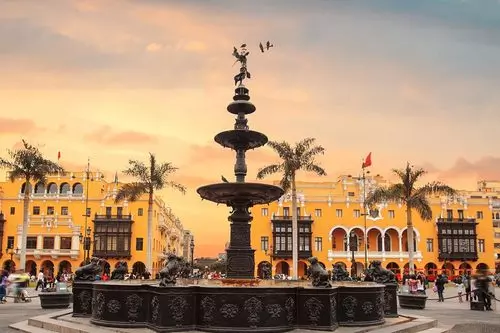 Desayuno en Cusco - Salida al Aeropuerto