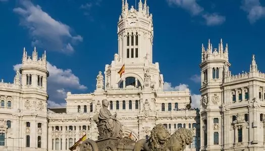 Día 1: Madrid, España