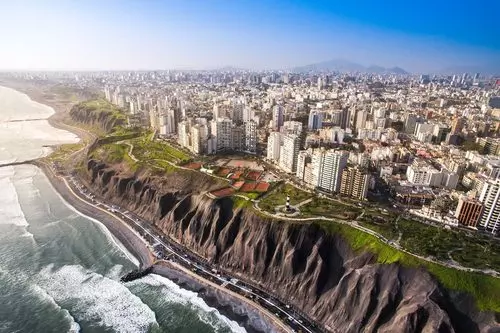Bienvenida a Lima, Ciudad de los Reyes y Museo Larco de las Culturas