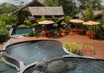 Amor Arenal Pool