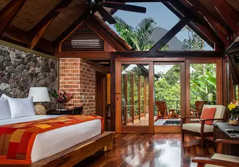 Amor Arenal Room