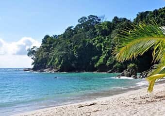 Playa en Manuel Antonio