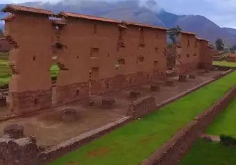 Templos en camino a Cusco por la tarde_galeria_5848
