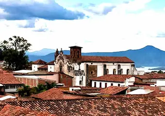 Tour panorámico de Guadalajara a Morelia con parada en el Rancho de Vicente Fernández y visita colonial a Pátzcuaro_galeria_4837