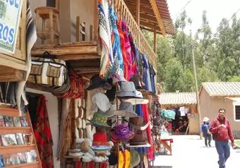 Visita al Pueblo de Raqchi_galeria_2236